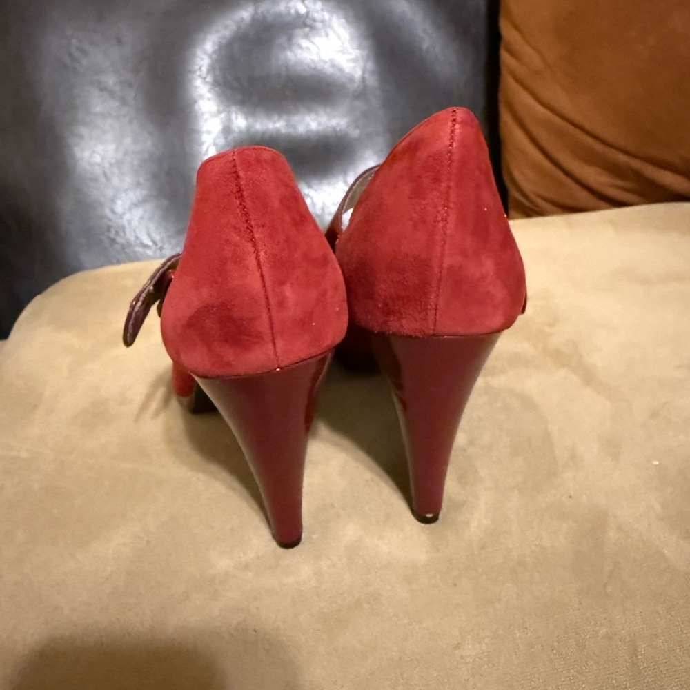 Women’s Red Suede Patent Leather Mary Jane Heels | Size 7.5 | Buckle Strap - Picture 3 of 10